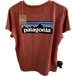 Patagonia Women's Logo Responsibili Tee Size Large (salmon) #37567